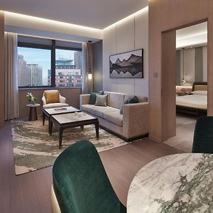 Regency Deluxe Suite